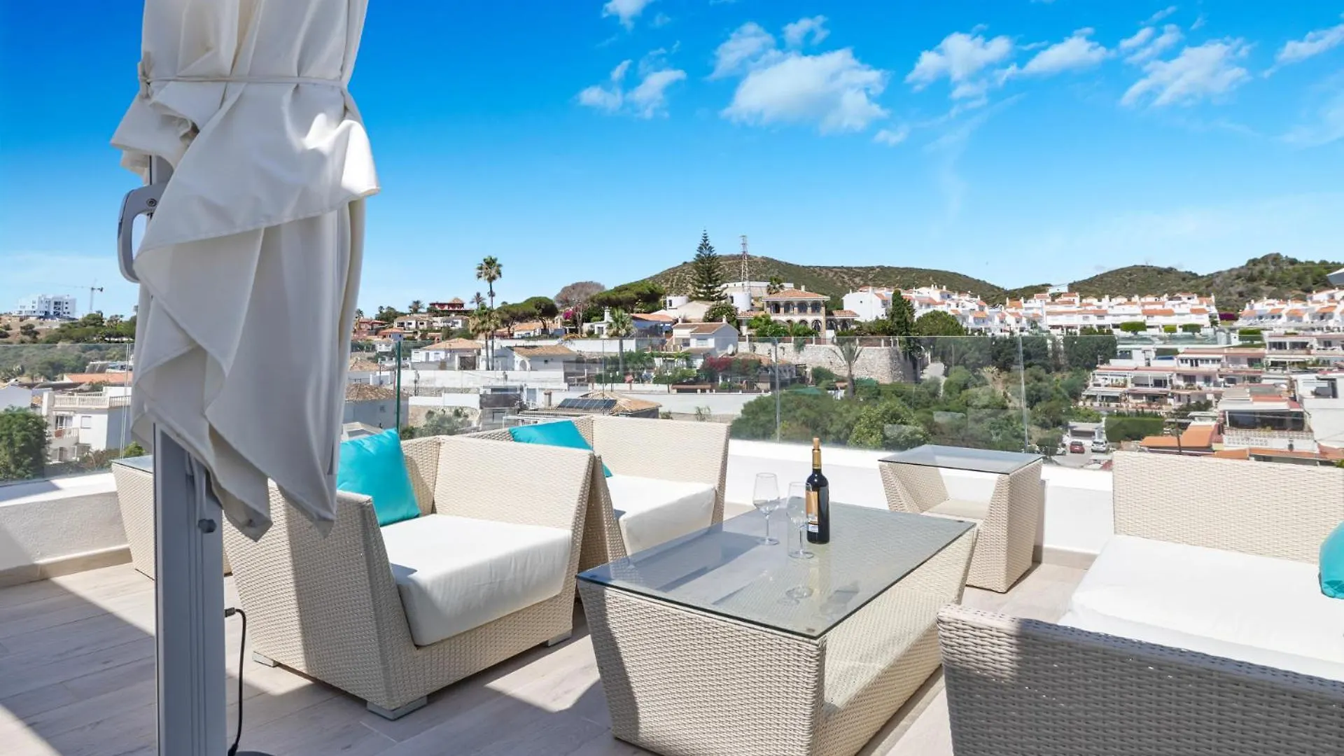 The White House Vila Fuengirola Villa