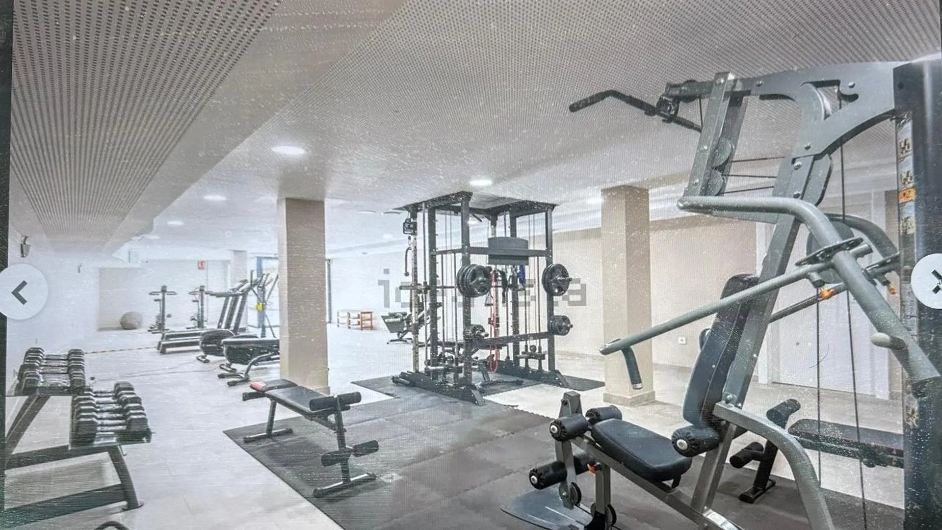 The White House Vila Fuengirola 0*,  Espanha